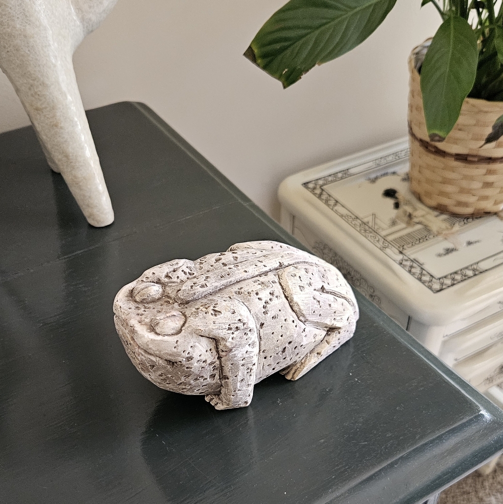 Made In Portugal Artisan Folk Art Frog Sculpture White Chalk Stone